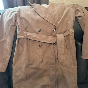 Amazon Essentials Trench
